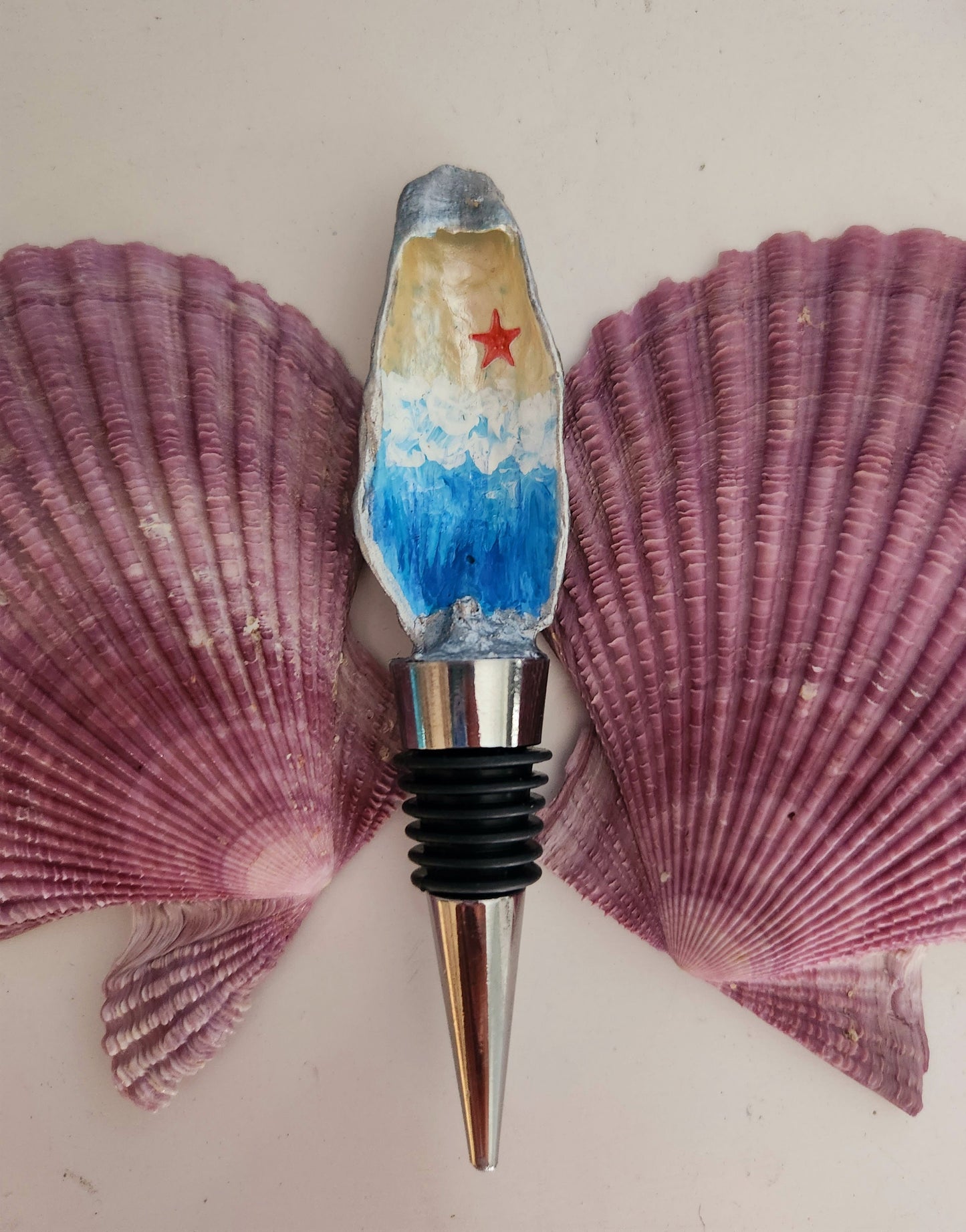 Bottle Stopper, Handpainted Oyster Shell Bottle Stopper, Barware, Gift, Coastal, Housewarming, Beach